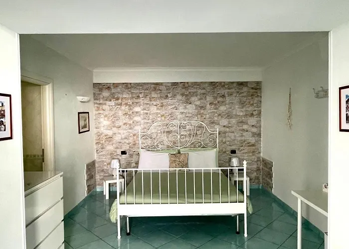 招待所 Essence One By Sweet