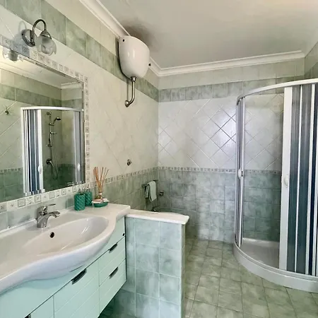 Casa de hóspedes Essence One By Sweet 4*